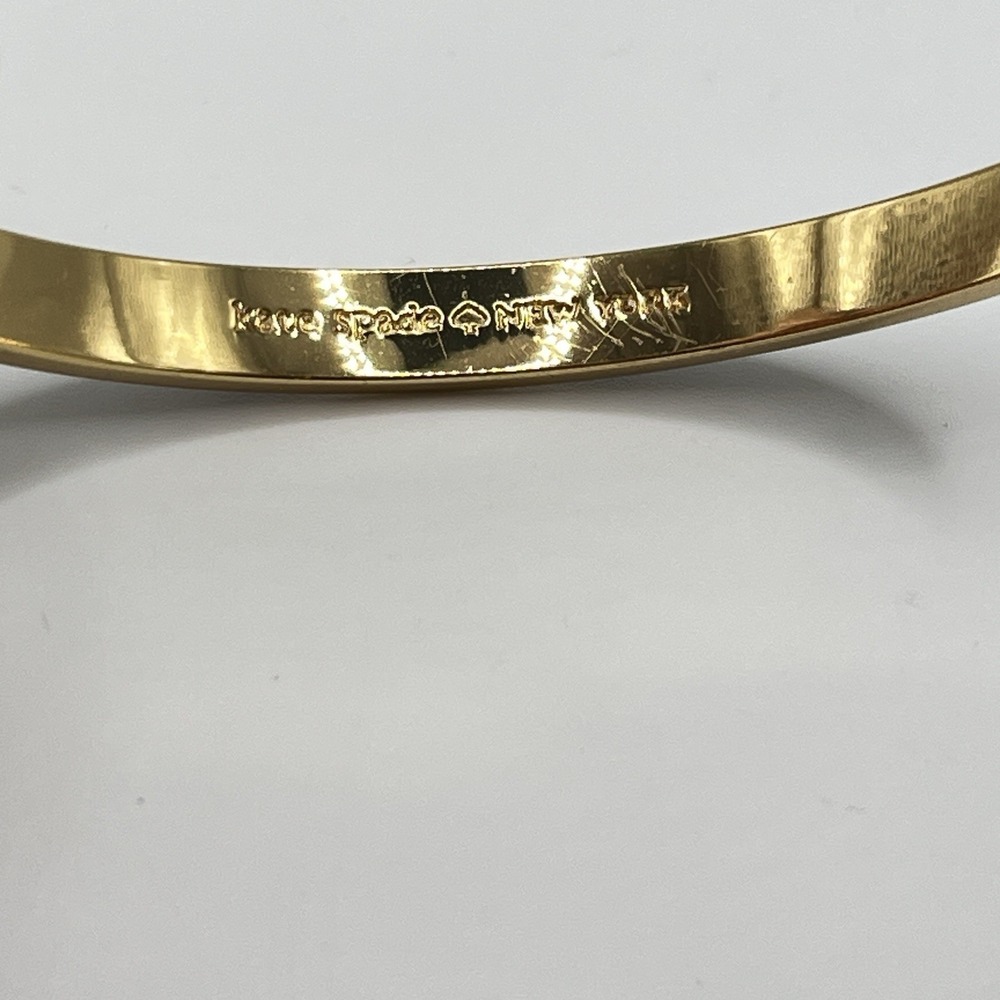 Kate Spade New York Gold & Color Glitter Bow Bangle Bracelet -‎ Light Inner Wear - Picture 2 of 11
